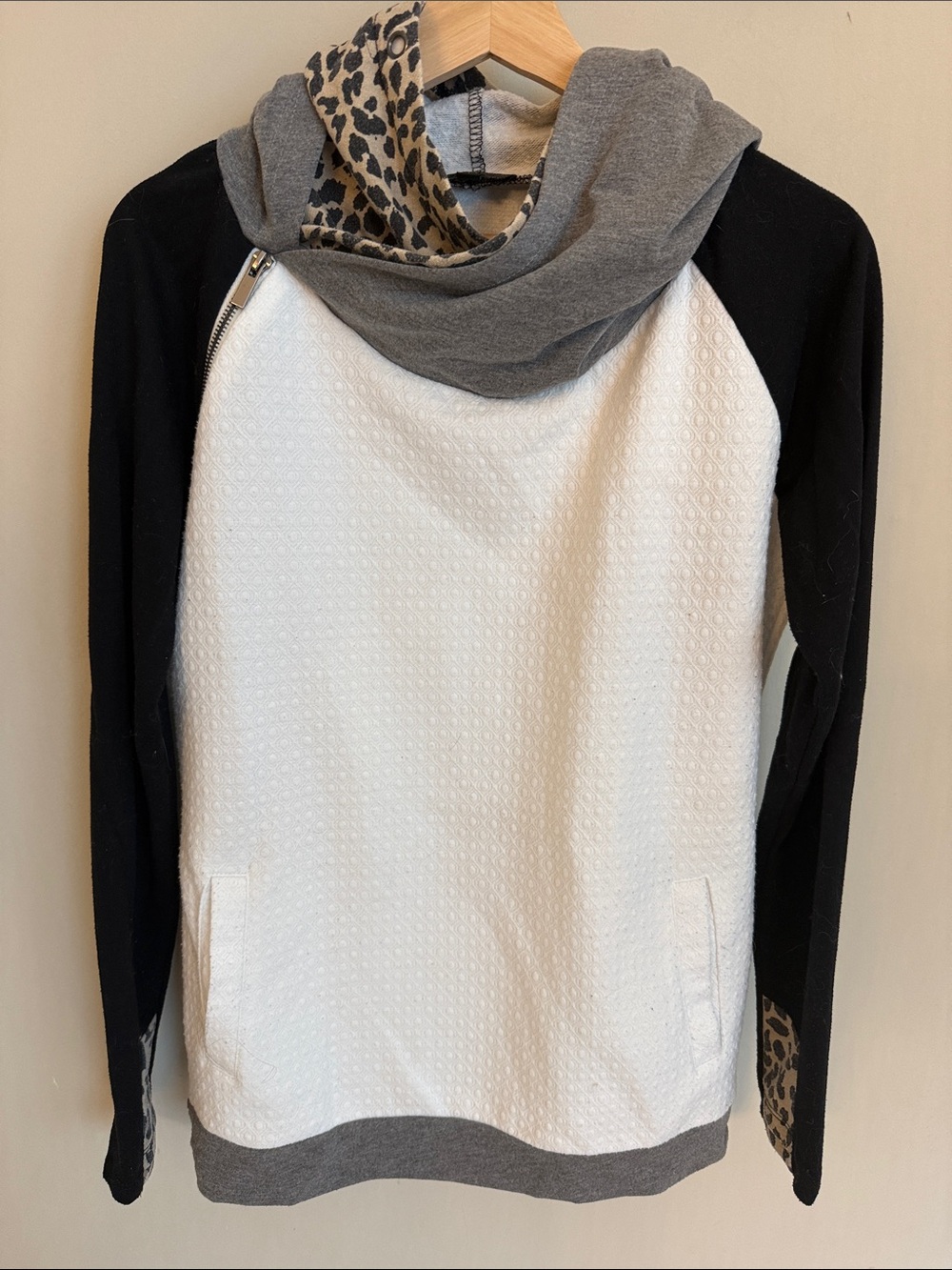 Cozy Cowl-Neck Pullover Sweater in White, Black & Gray with Leopard Accent